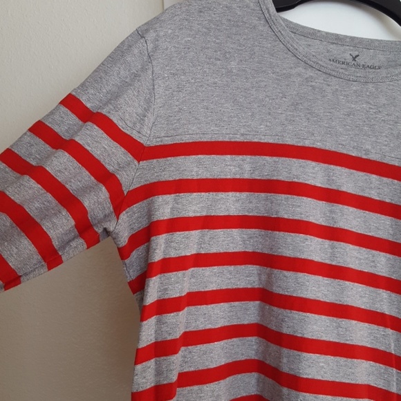 American eagle long sleve grey with red stripes - Picture 2 of 3